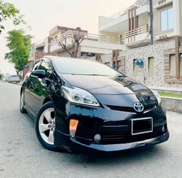 Gift For Prius Lover / Genuine Condition 13