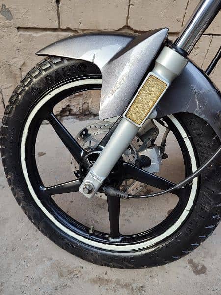 Yamaha ybr125 gray (japnies model) 1