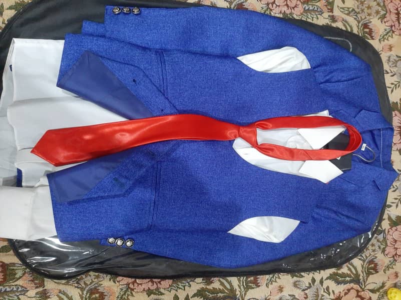 Urgent Sale 3 Piece Suit With Free Accessories size 34 Boys and Men 1