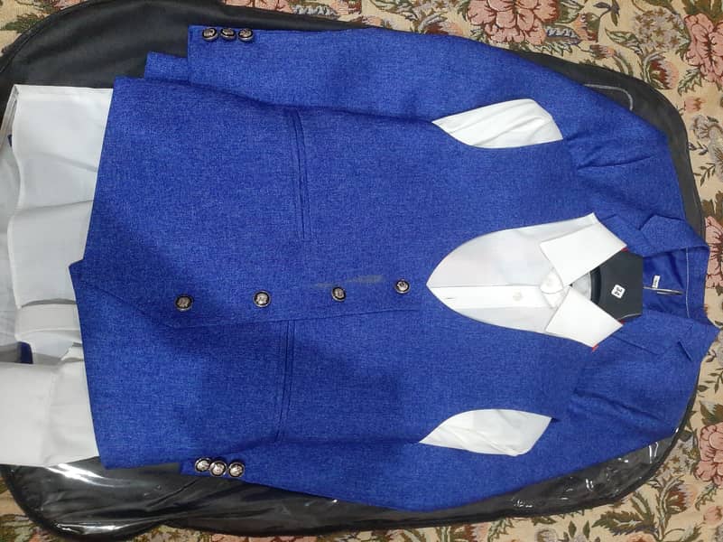 Urgent Sale 3 Piece Suit With Free Accessories size 34 Boys and Men 2