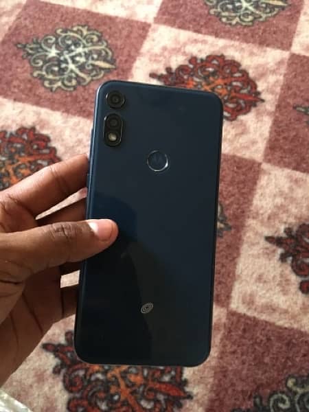 moto  e 2020 2/32gb 0