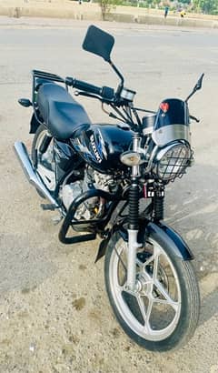 Suzuki GS150 S. E. - Excellent Condition!