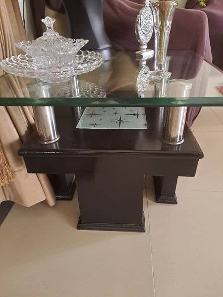 centre n side tables 4