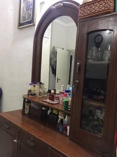 dressing table