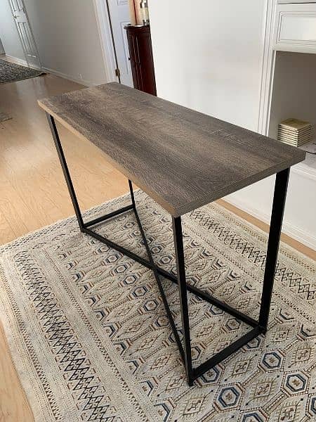 Console table 0