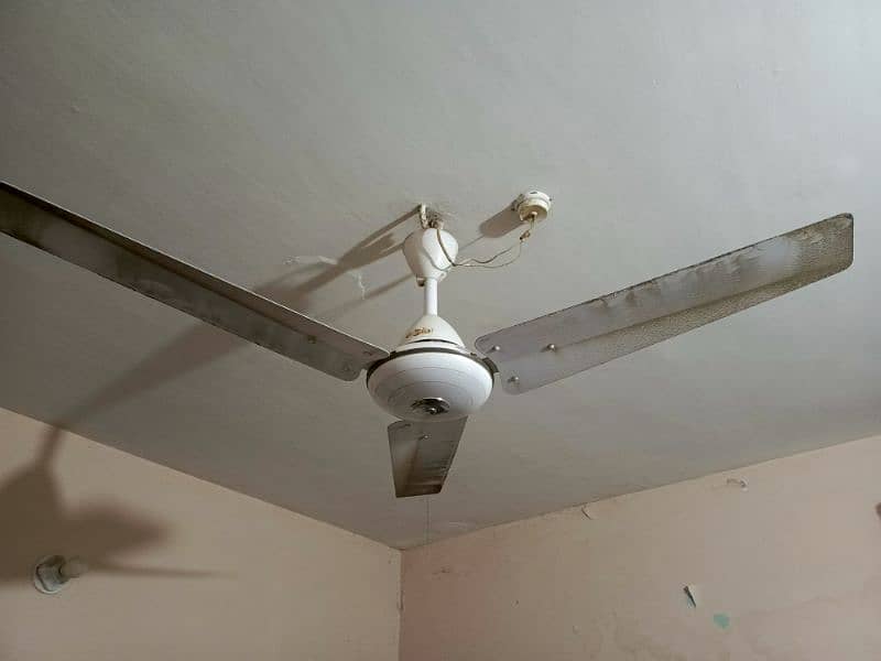 pak fan A1 condition. . . never repaired 2