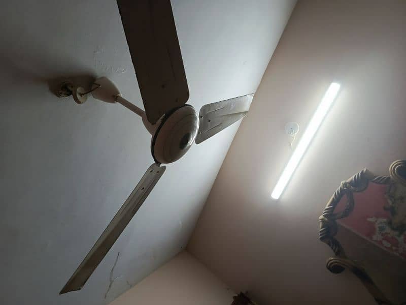 pak fan A1 condition. . . never repaired 5