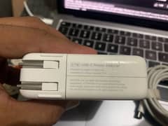 Apple Macbook charger 87 watt original