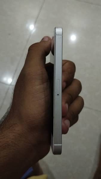 Iphone Se 2016 Non-Pta For Sale 1