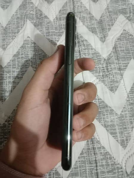 iPhone 11 pro NON-PTA 3