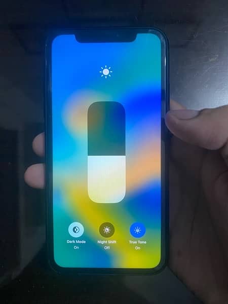 iPhone XR - 64GB 3