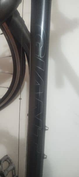 Giant r3 in excellent condition 1