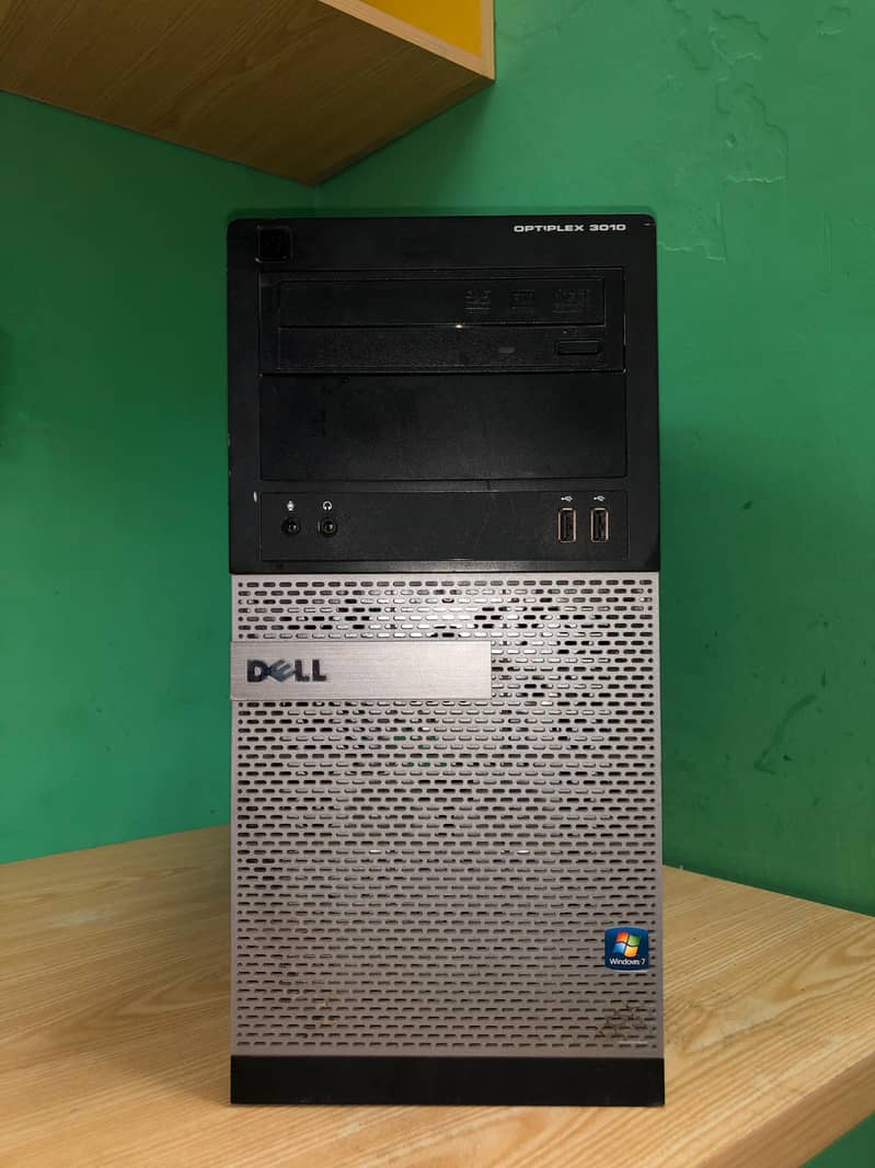 Intel(R) Core(TM) i7-3770 @3.40GHz Desktop For Sale 0