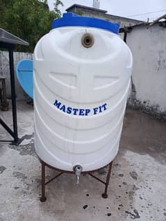water tanki of master fit with stand