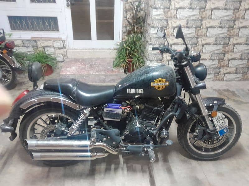 selling my chinese Harleys Davidson iron 883 2