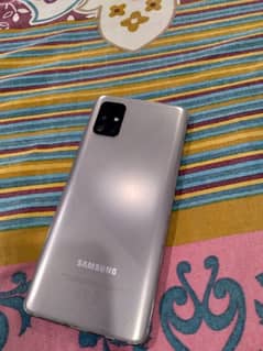 SAMSUNG GALAXY A51