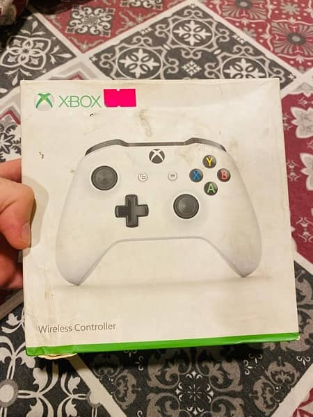 xbox original controller with battery worth 1500 1