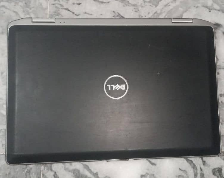 Dell Laptop 0