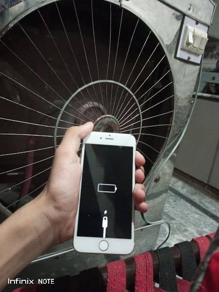 iPhone 6 non PTA 16 gb 1