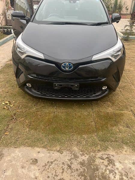 Toyota C-HR G LED 2018 1