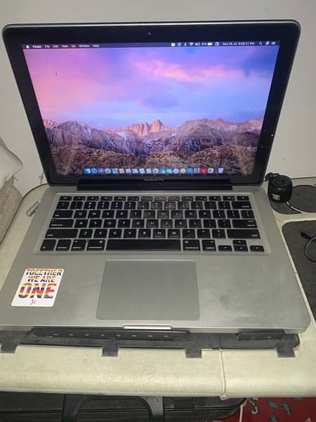 Apple MacBook Pro 2011 1