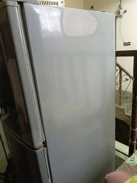 fridge with streplizer. . . only interested peoples contact us 3