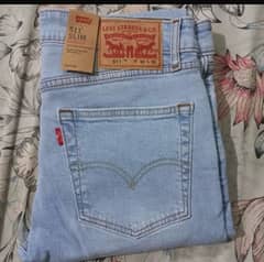 Levis