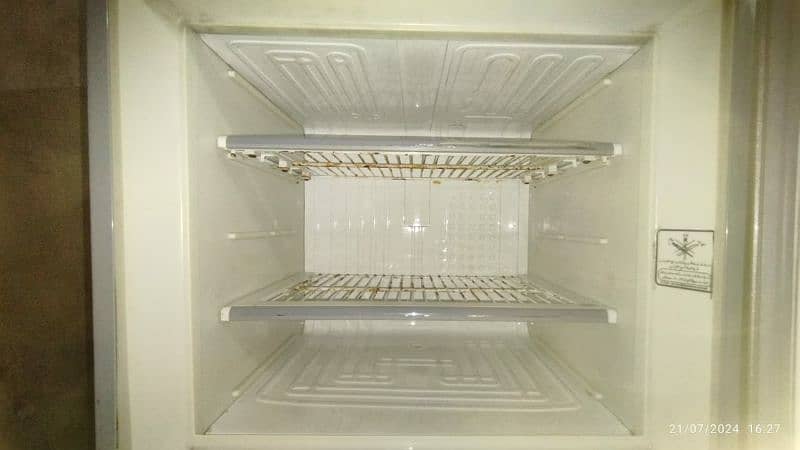 Dawlance Refrigerator | Fridge 4