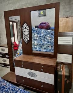 King size Bed with side tables & Mirror wardrobe