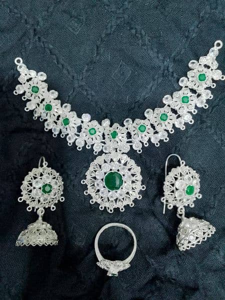 Artificial White Jewellery Set|Partywear Necklace 3