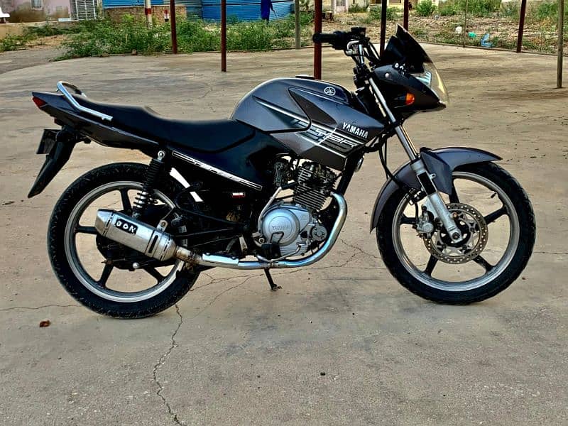 YAMAHA YBR125 2