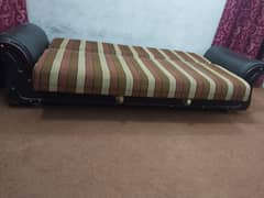 Sofa come bed