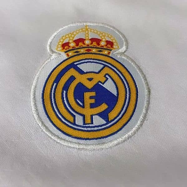 Real madrid 24/25 Mbappe Version Long sleeve 100 percent Polyester 2