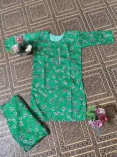 14 august babyes dress