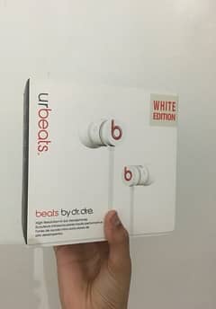 Ur Beats White Edition Mint Condition