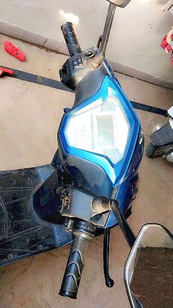 dguan electric scooty 3