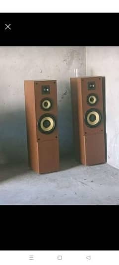imported speakers 8 in his with blast sound