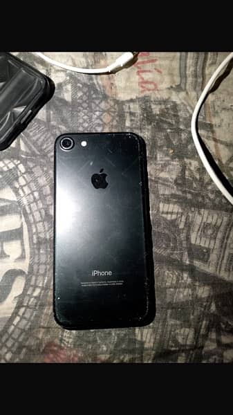 iPhone 7 non pta hai 10/8 figarprint nahi chal tha batan chaltha hai 4