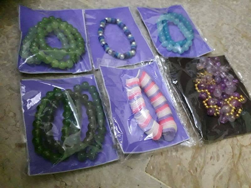 HOME MADE BRACELETS IN CHEAP PRICE FOR WOMAN ! 18