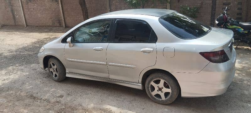 Honda City IDSI 2004 3