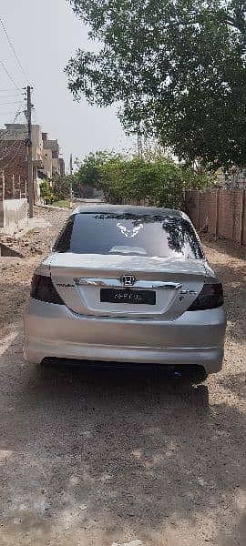 Honda City IDSI 2004 4