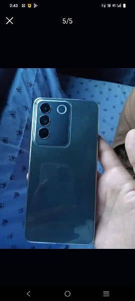 Oppo f21pro 5g with box 8+8gb 128gb with vivo v27e box and charger 4