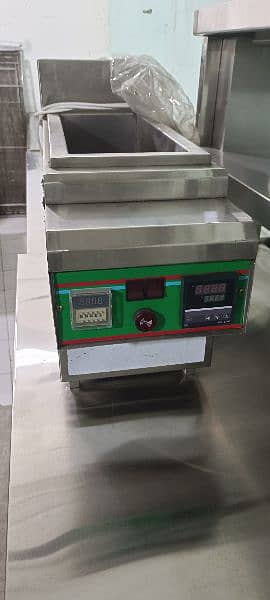 10 litter deep fryer gas working automatic we hve pizza oven fast food 1