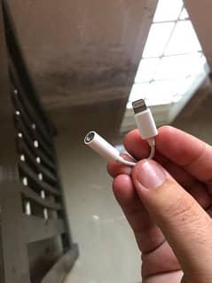 Original Apple lightning to 3.5 mm Jack 0