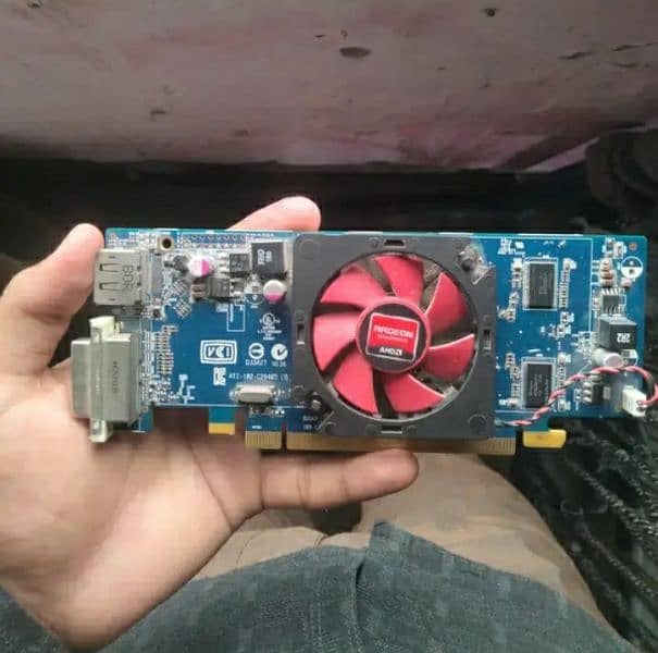 Amd Radeon 7000series hd 64 bit 1gb card 0