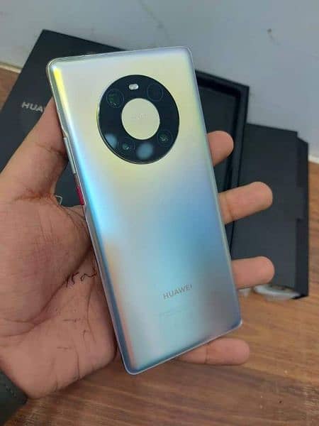 Huawei mate 40 pro PTA Approved 03464632014Watsapp 1