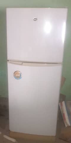 urgent sale of a excellent condition refrigerator