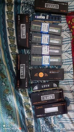 Selling 2GB and 4GB DDR3 RAMS [Read description]