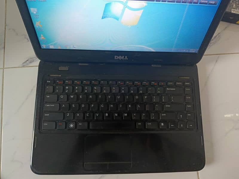 Dell Laptop Good Condition 1