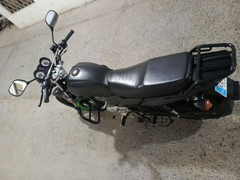 Yamaha 125 YBZ 2023 5